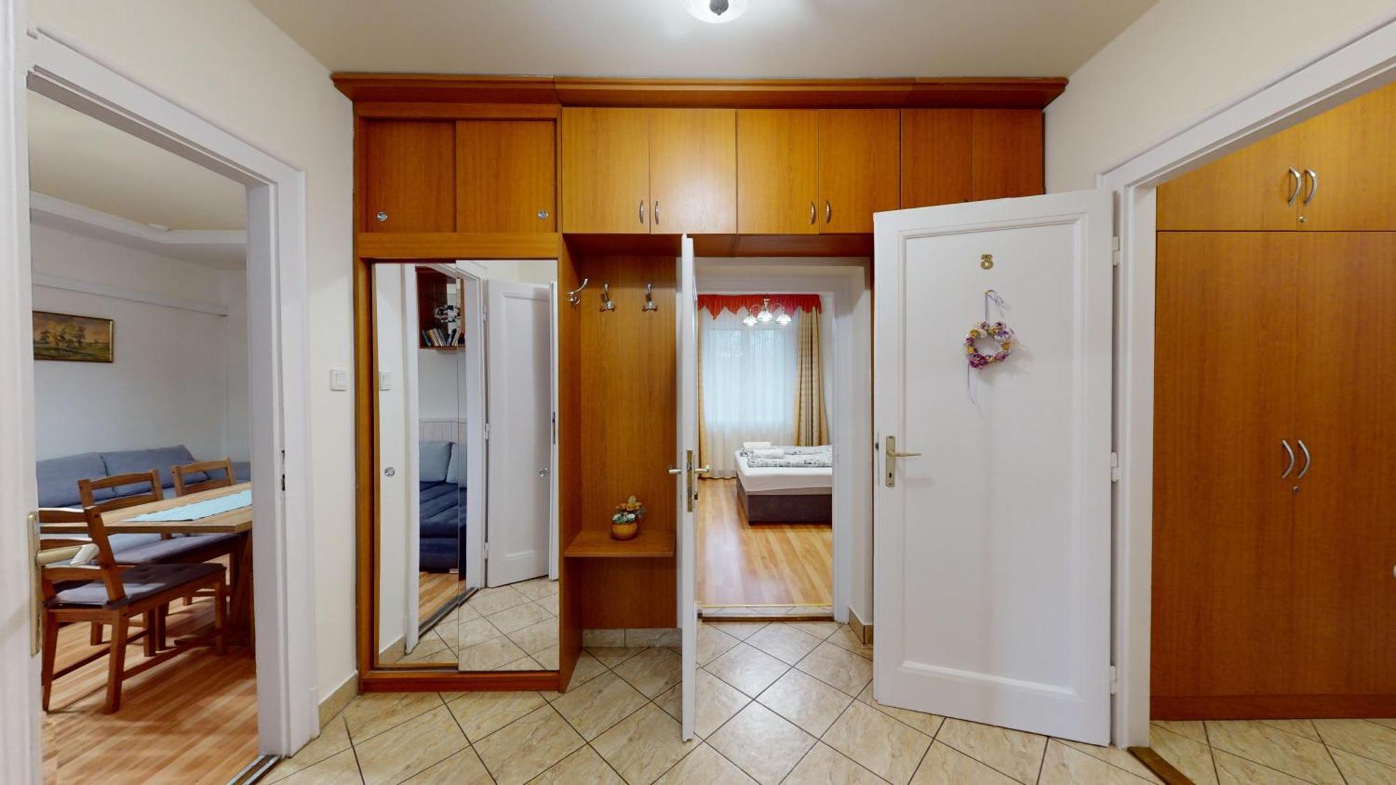 Herczeg Apartment Miskolc Extérieur photo