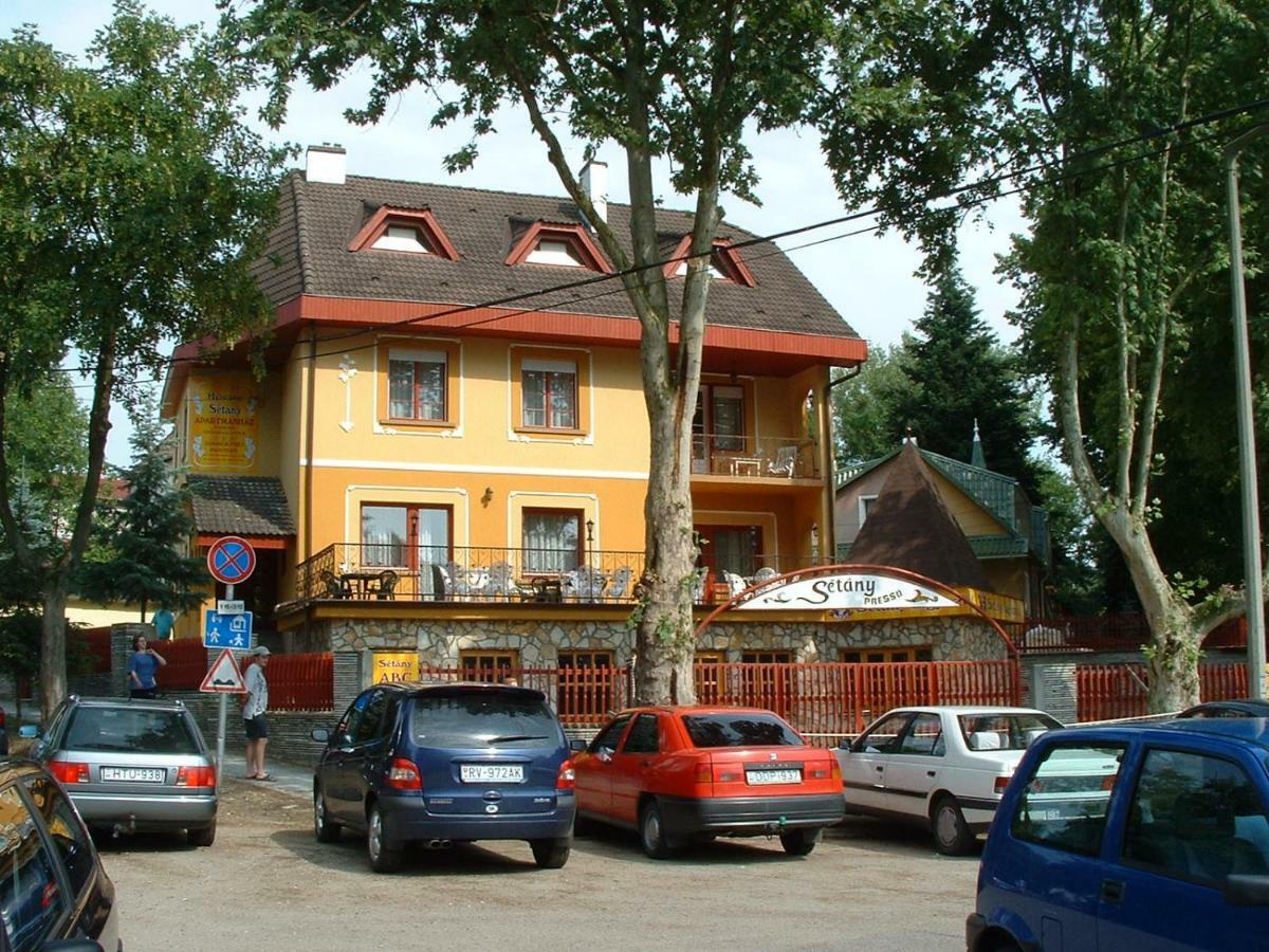 Herczeg Apartment Miskolc Extérieur photo